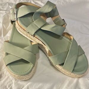 Stylish Green Espadrille Sandals